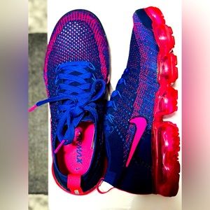 Women’s Nike vapormax